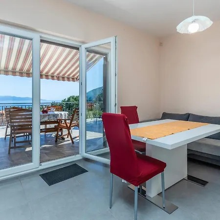 Beautiful In With House Sea View