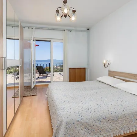 Cozy In With Kitchen Appartement *